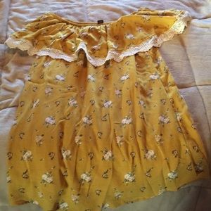 Floral yellow lace blouse